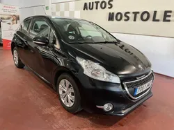 Negro Usado 2012 Peugeot 208 Active Utilitario | 5750 € (Precio justo)