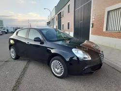 Negro Usado 2015 Alfa Romeo Giulietta Utilitario | 11.400 €