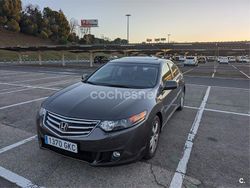Gris / plata Usado 2008 Honda Accord Executive Berlina | 9500 €