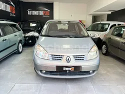 Gris / plata Usado 2005 Renault Grand Scénic II Dynamique Monovolumen | 4650 € (Precio justo)
