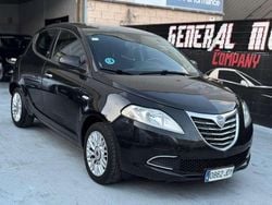 Negro Usado 2016 Lancia Ypsilon Gold Utilitario | 5490 € (Super precio)
