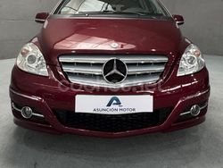Granate Usado 2011 Mercedes B180 Monovolumen | 7499 € (Precio justo)