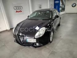 Negro Usado 2016 Alfa Romeo Giulietta Distinctive Utilitario | 8999 € (Precio justo)