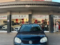 Azul Usado 2006 VW Golf V Highline Berlina | 5490 € (Un poco caro)