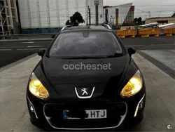 Negro Usado 2013 Peugeot 308 Active Familiar | 8500 € (Precio justo)