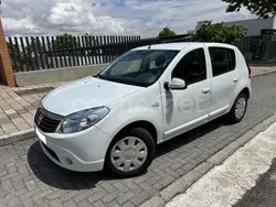 Blanco Usado 2012 Dacia Sandero Utilitario | 4990 € (Buen precio)