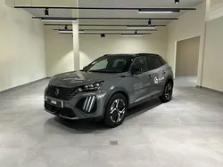 Gris Usado 2023 Peugeot e-2008 GT SUV | 41.300 €