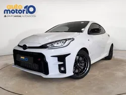 Blanco Usado 2021 Toyota Yaris Utilitario | 39.900 € (Caro)