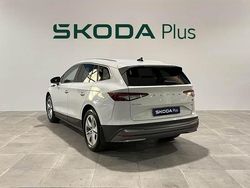 Blanco Usado 2023 Skoda Enyaq iV SUV | 33.990 € (Precio justo)