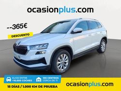 Blanco Usado 2022 Skoda Karoq Ambition SUV | 28.990 € (Un poco caro)