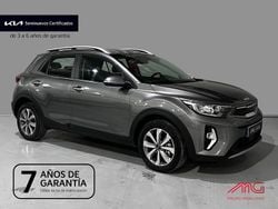 Astro grey (m7g) Usado 2024 Kia Stonic SUV | 20.450 € (Precio justo)