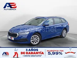 Azul Usado 2021 Skoda Octavia Ambition Familiar | 17.750 € (Precio justo)