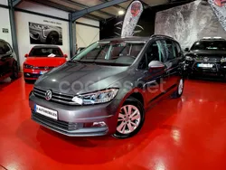 Gris / plata Usado 2020 VW Touran Advance Monovolumen | 21.990 € (Precio justo)
