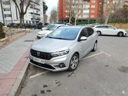 Gris / plata Usado 2021 Dacia Logan Comfort Berlina | 13.500 €