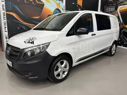 Mercedes V220