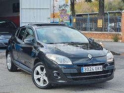 Negro Usado 2010 Renault Mégane III Bose Edition Berlina | 4995 € (Buen precio)