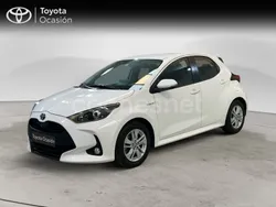 Blanco Usado 2020 Toyota Yaris Hybrid Active Berlina | 19.500 € (Un poco caro)