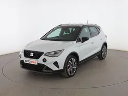 Blanco Usado 2022 Seat Arona FR SUV | 23.399 € (Un poco caro)