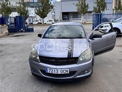 Gris / plata Usado 2008 Opel Astra GTC Sport Berlina | 2800 € (Buen precio)