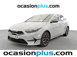 Gris Usado 2024 Kia Ceed Style Utilitario | 19.910 € (Precio justo)