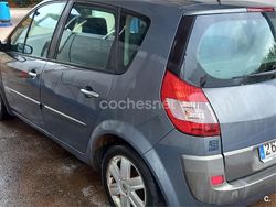 Gris / plata Usado 2006 Renault Scénic II Dynamique Monovolumen | 2999 € (Precio justo)