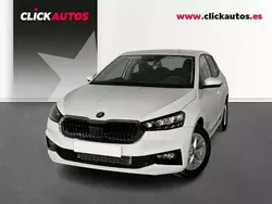 Blanco Usado 2025 Skoda Fabia Selection Utilitario | 18.650 € (Un poco caro)