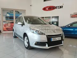 Gris / plata Usado 2012 Renault Scénic III Dynamique Monovolumen | 3499 € (Precio justo)