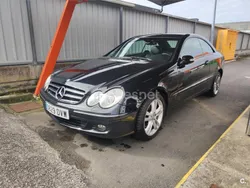 Negro Usado 2006 Mercedes CLK280 Avantgarde Coupe | 8000 € (Buen precio)