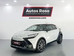 Gris / plata Usado 2024 Toyota C-HR Edition SUV | 35.990 €