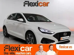 Blanco Usado 2024 Hyundai i30 Berlina | 21.490 € (Precio justo)
