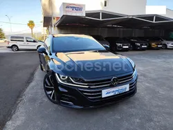 Negro Usado 2023 VW Arteon R-line Familiar | 30.990 € (Buen precio)