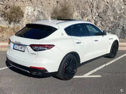 Negro Usado 2016 Maserati Levante SUV | 48.500 € (Precio justo)