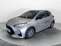 Plateado Usado 2023 Mazda 2 Berlina | 23.500 € (Un poco caro)