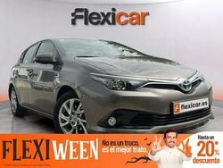 Beige Usado 2017 Toyota Auris Hybrid Active Berlina | 16.690 € (Precio justo)