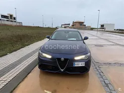 Azul Usado 2017 Alfa Romeo Giulia Veloce Berlina | 26.000 € (Un poco caro)