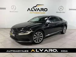 Gris Usado 2018 VW Arteon Elegance Coupe | 22.900 € (Un poco caro)