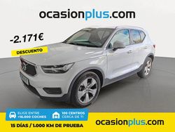 Blanco Usado 2019 Volvo XC40 Momentum SUV | 23.890 € (Precio justo)