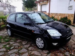 Negro Usado 2004 Ford Fiesta Ambiente Utilitario | 2900 € (Un poco caro)