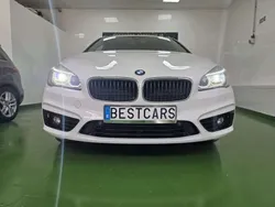 Blanco Usado 2017 BMW 225 Active Tourer iPerformance Monovolumen | 20.500 € (Caro)