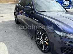 Azul Usado 2018 Maserati Levante SUV | 43.900 € (Precio justo)