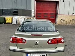 Beige Usado 2007 Renault Laguna III Dynamique Berlina | 5000 € (Precio justo)