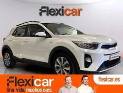 Blanco Usado 2023 Kia Stonic SUV | 16.990 € (Precio justo)