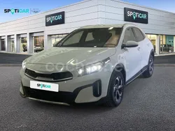 Blanco Usado 2024 Kia XCeed SUV | 20.495 € (Precio justo)