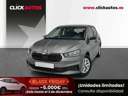 Gris Usado 2025 Skoda Fabia Essence Utilitario | 15.700 € (Super precio)
