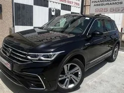 Negro Usado 2023 VW Tiguan R-line SUV | 29.548 € (Precio justo)