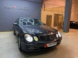 Azul Usado 2009 Mercedes E300 Avantgarde Berlina | 11.900 €