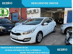 Blanco Usado 2015 Kia ProCeed Utilitario | 9990 €