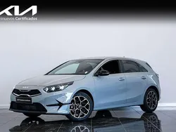 Gris Nuevo 2025 Kia Ceed Style Berlina | 20.899 € (Un poco caro)