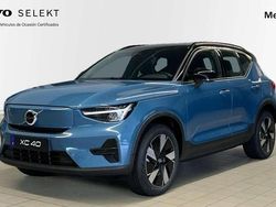 Azul Nuevo 2025 Volvo XC40 Plus SUV | 44.900 € (Precio justo)