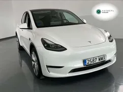 Blanco Usado 2024 Tesla Model Y SUV | 33.500 €